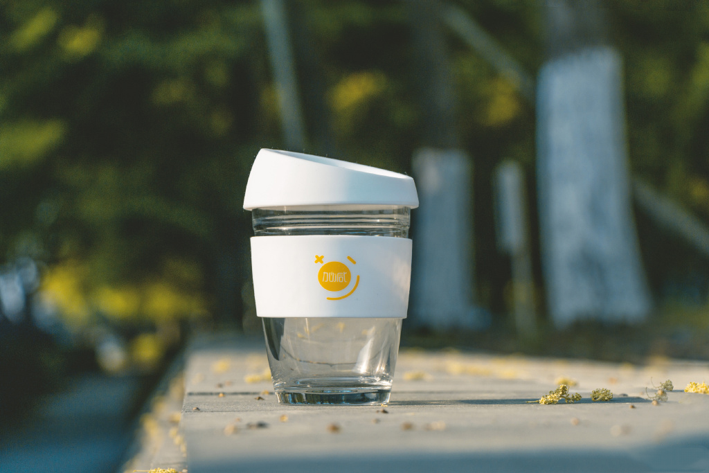 游艇会yth茶饮：奶茶行业自营与加盟的区别体现在哪